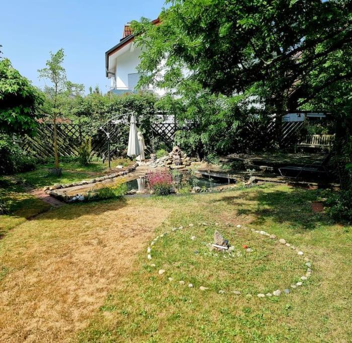 Eine Oase Bei Tara In Waldacker Apartamento Rödermark Exterior foto